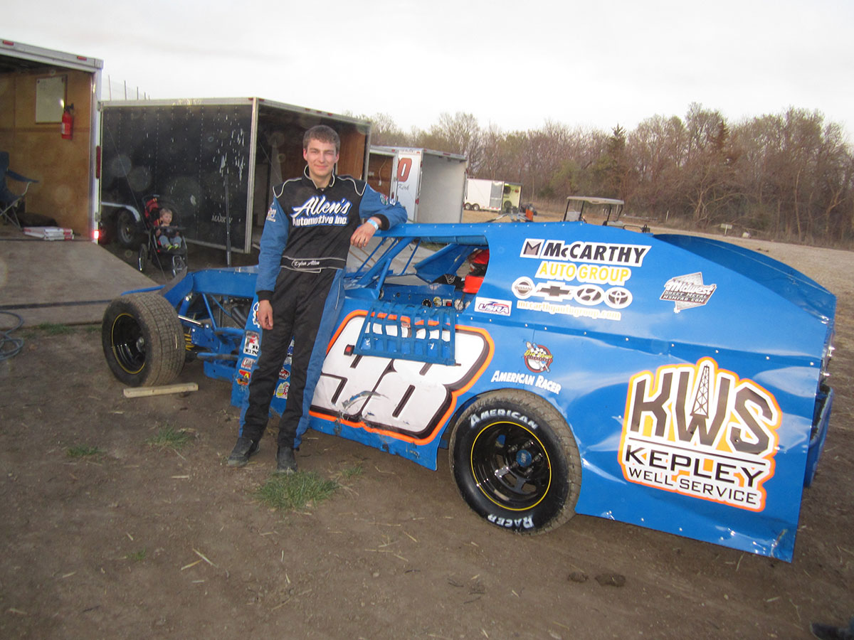 DYLAN AT HUMBOLDT SPEEDWAY